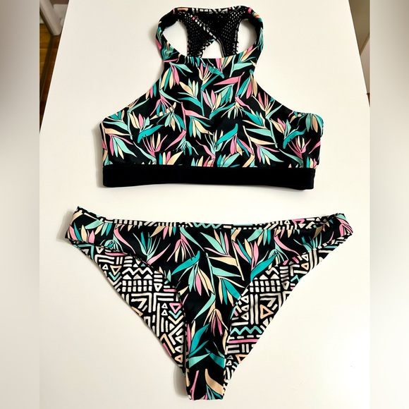 SOLD Body Glove Lola low rise bikini swimsuit - Picture 2 of 11